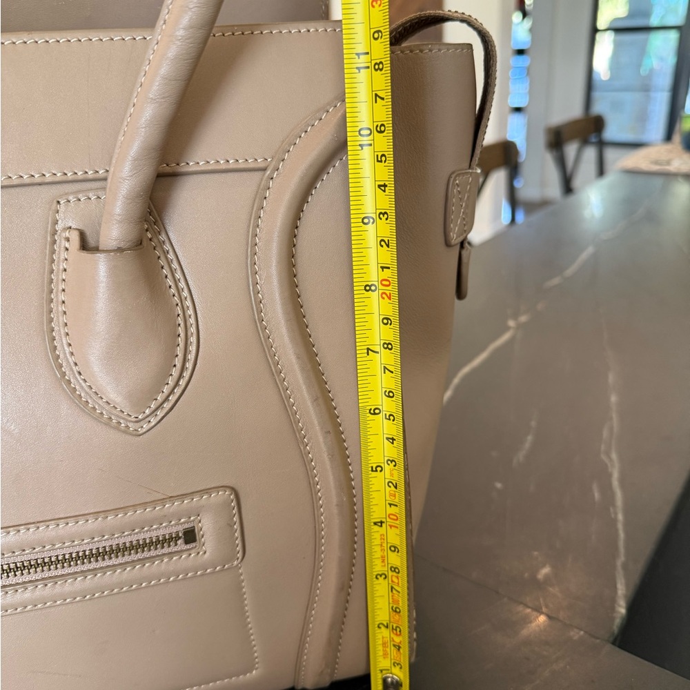 Celine Luggage Tote - Picture 3 of 11